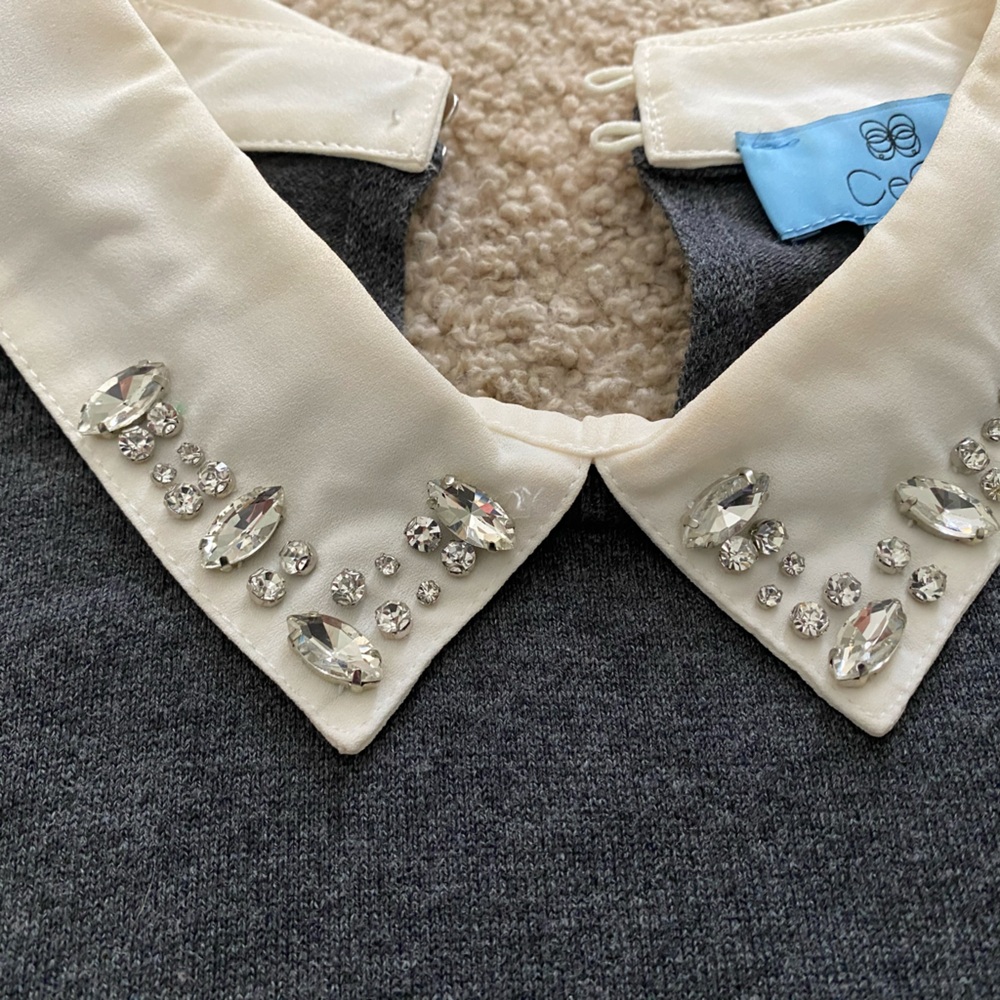 CeCe Gray Long Sleeve Top with White Collar